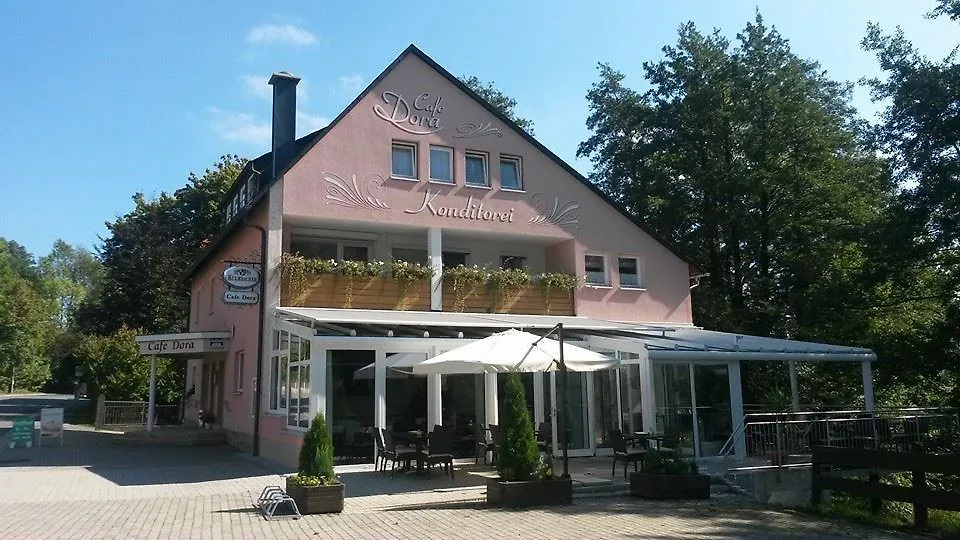 Hotel Pension Konditorei Cafe Dora Münchberg